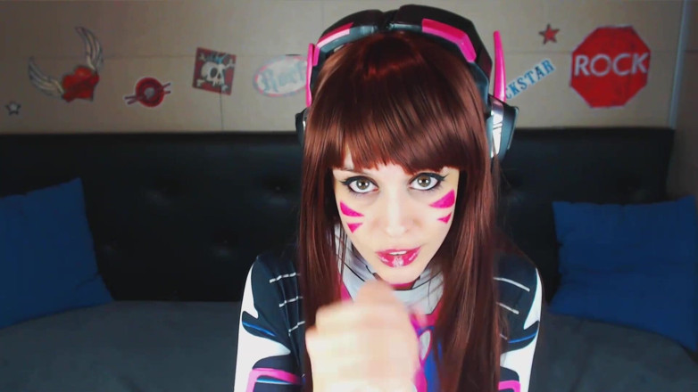 Candystart Videos: Dva melancap dan menghisap awak