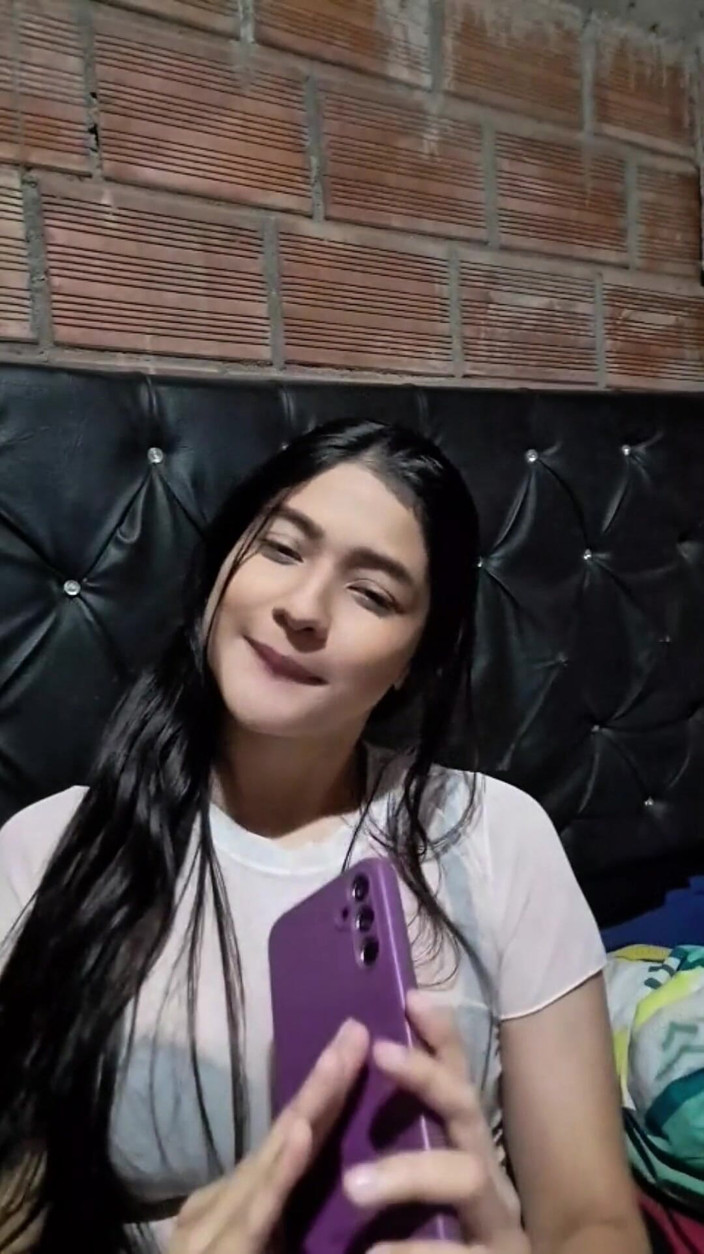 Yulieth Gomez: Yuliethgomez fură scena cu oral adânc în gât brut