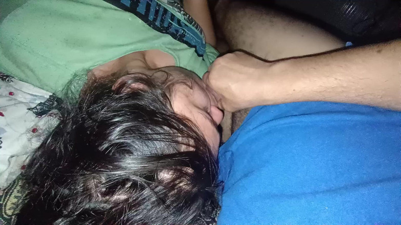 Ionut899: Am nächsten Tag gibt mir Stiefvater einen weiteren Blowjob und...