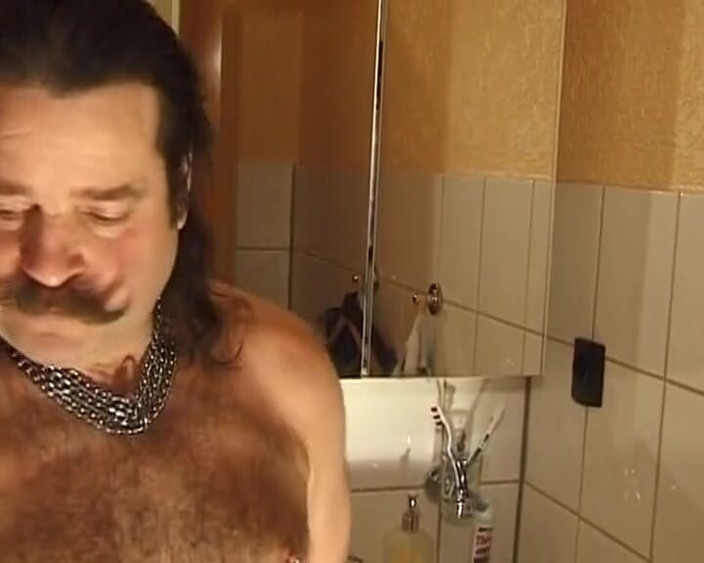 German's Fetish: Tysk femdom slampa Pegging Hunks rövhål efter fitta slickar