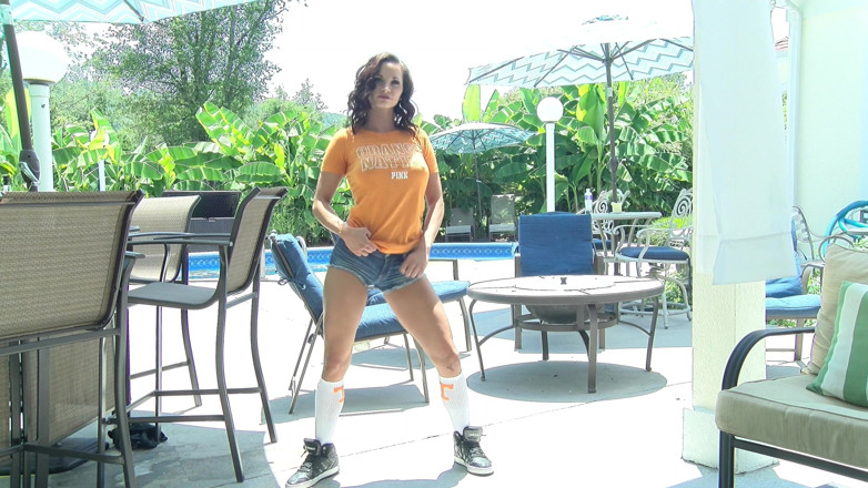 Ashley Sinclair: Cabaran Berpasukan