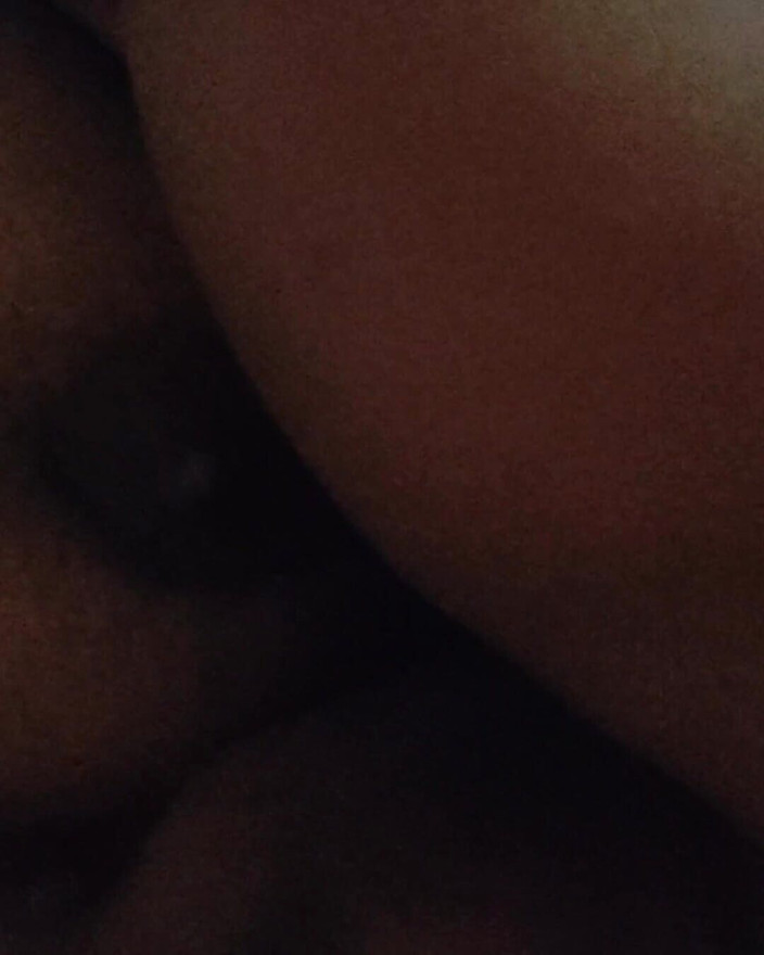Realmallucouplevlog: Une mallu se fait baiser par son copain dans une...
