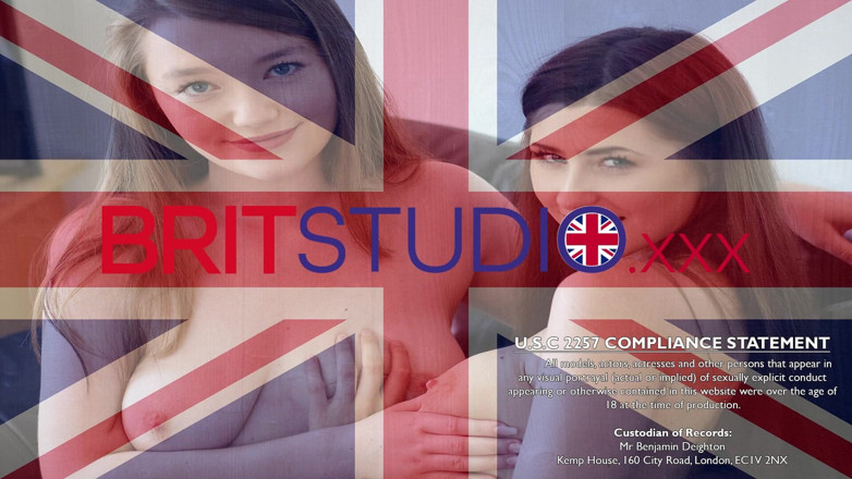 Brit Studio: Studentská sestra chce, abyste podváděli svou přítelkyni JOI