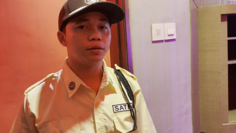 momi_itha_: Nahaufnahme fall mit dem wachmann in meinem hotel