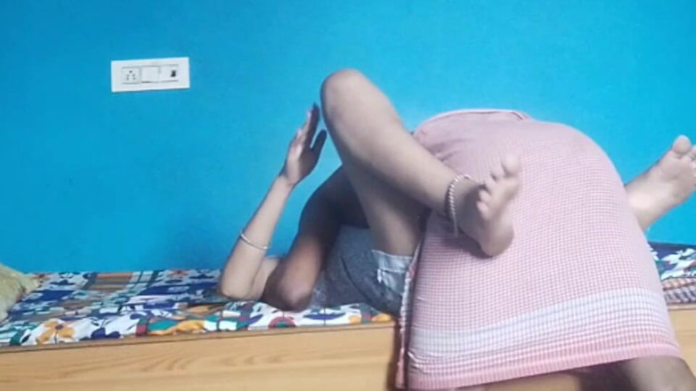 Kajal yadav: Nevlastní sestra nevlastní bratr tvrdě šuká v Oyo