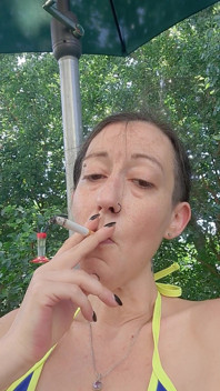 Attrape Du Sperme Ma Fumée Expirée