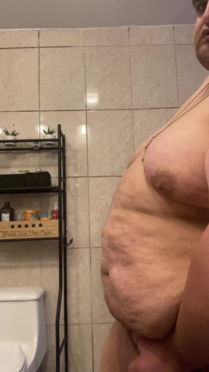 Chubbytits16: Wie wil er met mijn kleine pik en grote tieten...
