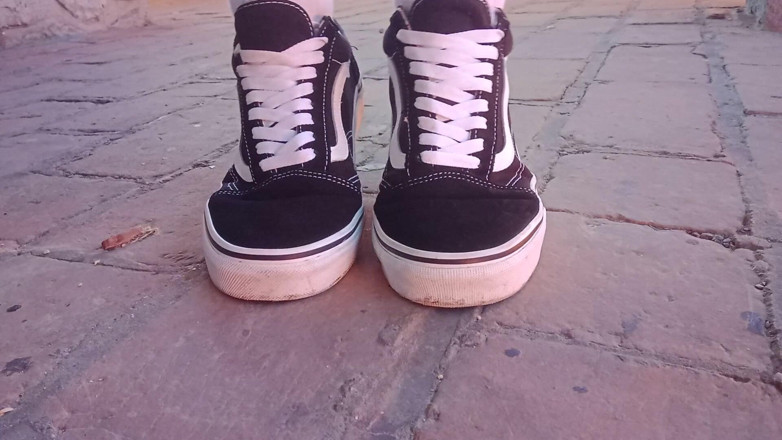 jerkofflover: Moje trampki vans są naprawdę piękne