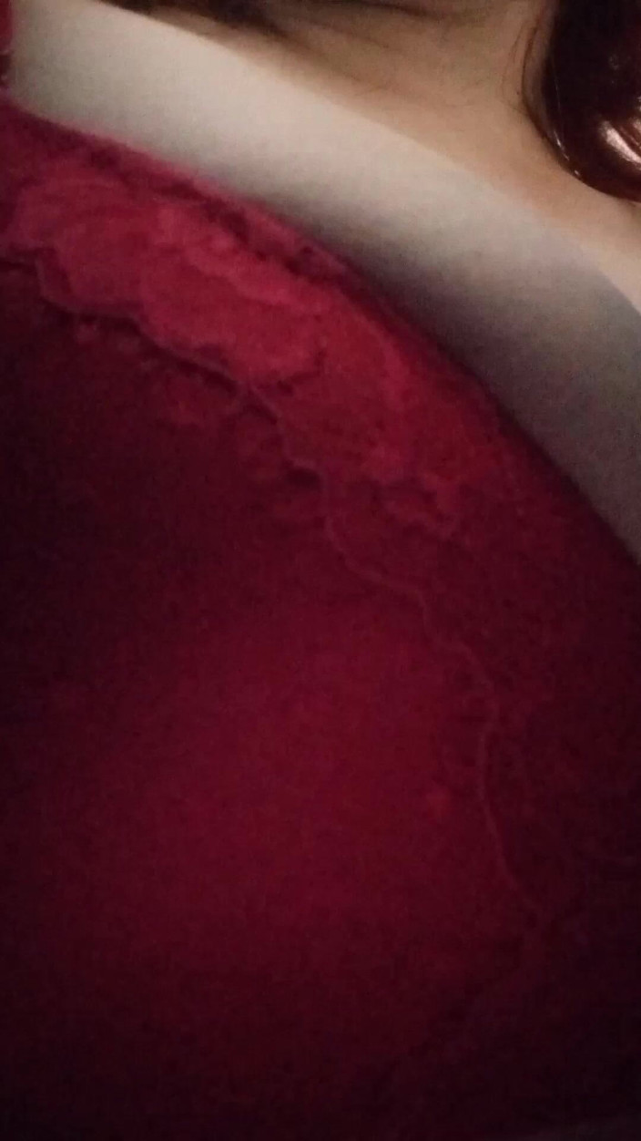Flora sexi: सौतेली माँ मीडिया