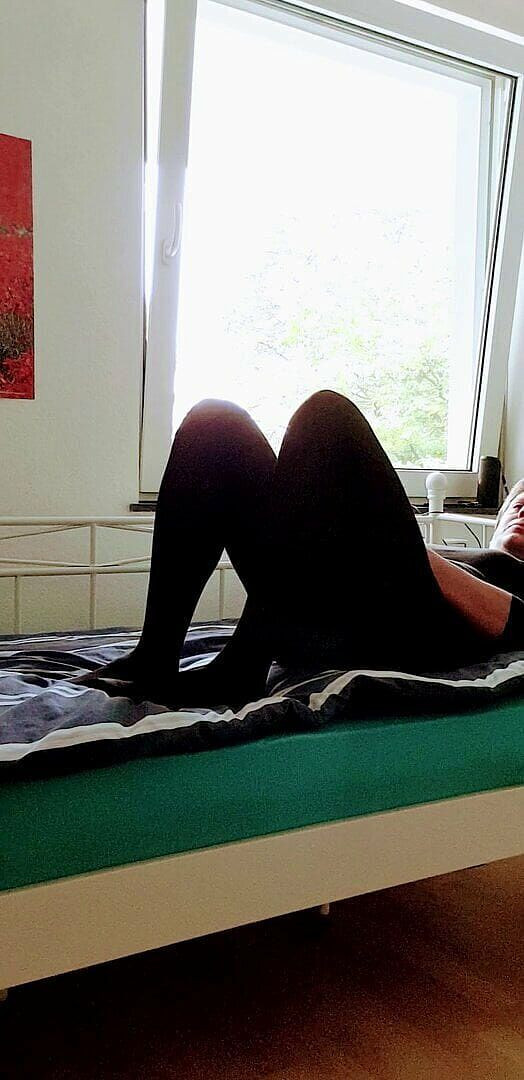 PetraNylon: Panty's en thuis solo gaan