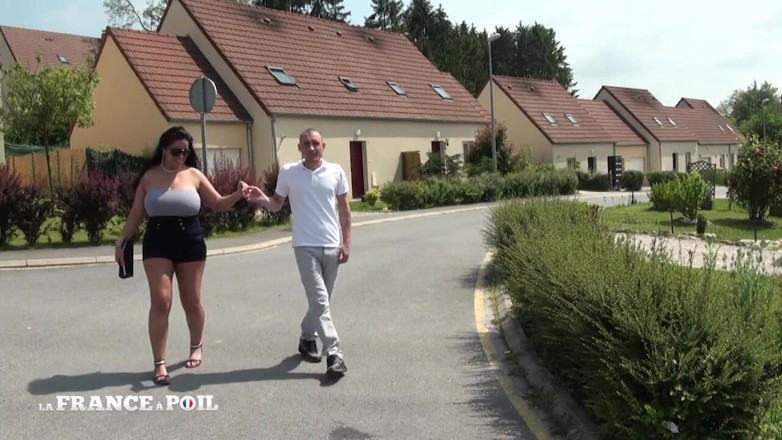 Girls Bang: Chubby Amateur French Arab with Huge Natural Boobs Gets Hard...
