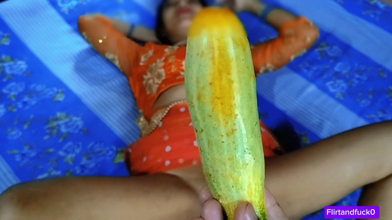 Juli Dixit: Tamil bhabi sexo com seu dever em estilo indiano