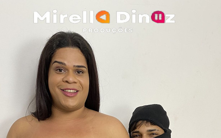 Mirella Diniz: Il motociclista sporco si è messo il suo cazzo all'intervista