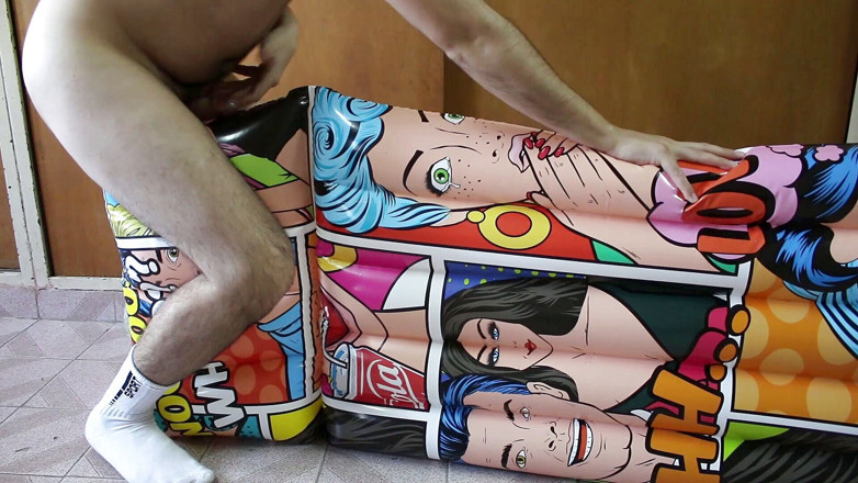 Inflatable Lovers: फैशन पूल एयरमैट्रेस
