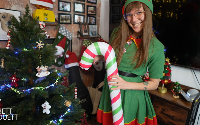 BettDuett: Coaching masturbatoire mignon par l’elfe de Noël !