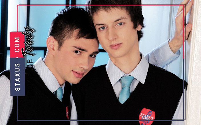 Staxus: Home of Twinks: STAXUS: companheiros fofos e saudáveis provam ser um par de...