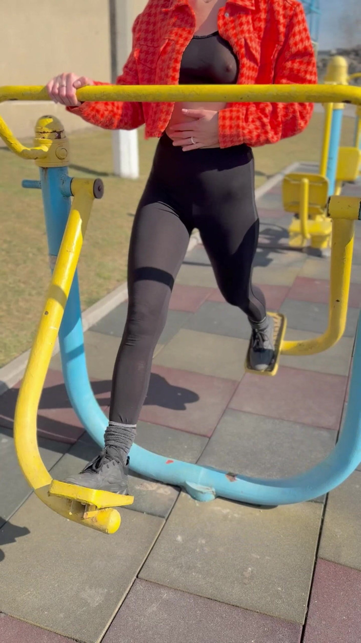 Sonya Pretty: Tempo sportivo amatoriale nudo