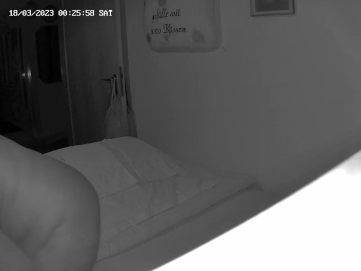 Heisseoma: Sabtu pagi memek gemuk dientot