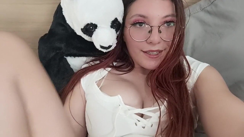 Softbrattypuppy: 독일: 발과 함께 처음으로 당신을 부드럽게 지배하는 여친