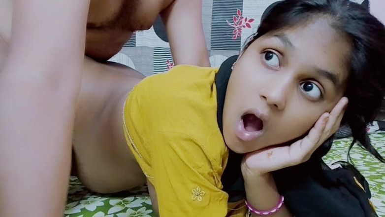 Couplemastiii: India belleza primera vez A la mierda
