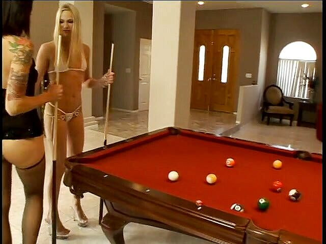 Threeway Entertainment: Spermatausch-schlampen wurden anal gefickt