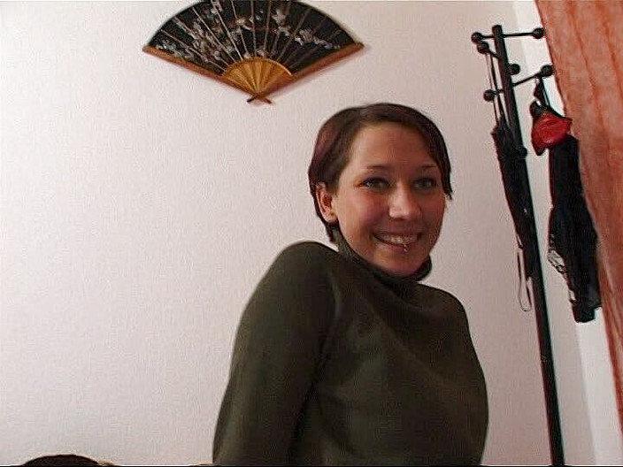 German Classic Porn videos: Teen vú đẹp trong buổi thử vai đầu tiên của cô ấy