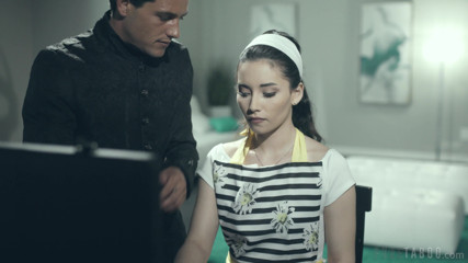 Pure Taboo: Pure taboo - future Darkly : modèle citoyen avec Aria Lee