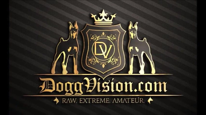 DoggVision: Тоня Сінн відтрахана старшими чоловіками