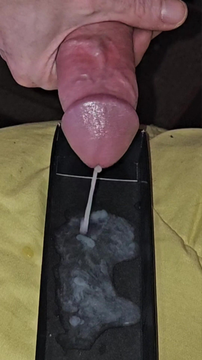 Ginger Wolf: Compilation de grosses éjaculations 4