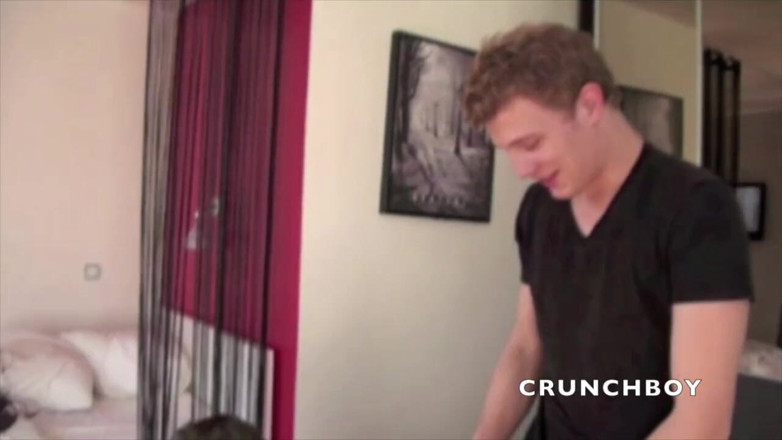FRENCH AMATORS SEXTAPES: Maxime ki shirsh sunahre baalon vaali Kameron Frost ke xxl...