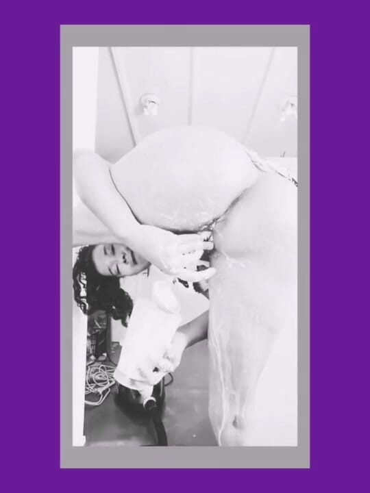 Sarah Fonteyna squirt compilation: Azgın üvey anne elektrikli süpürgeyi sikiyor