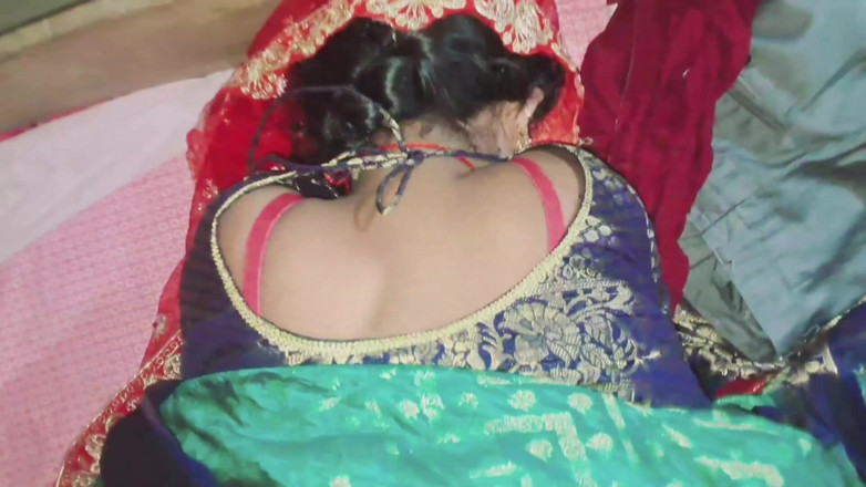 Trilokinath: Chori si gadis desa india dientot habis-habisan sama pacar sahabatnya...
