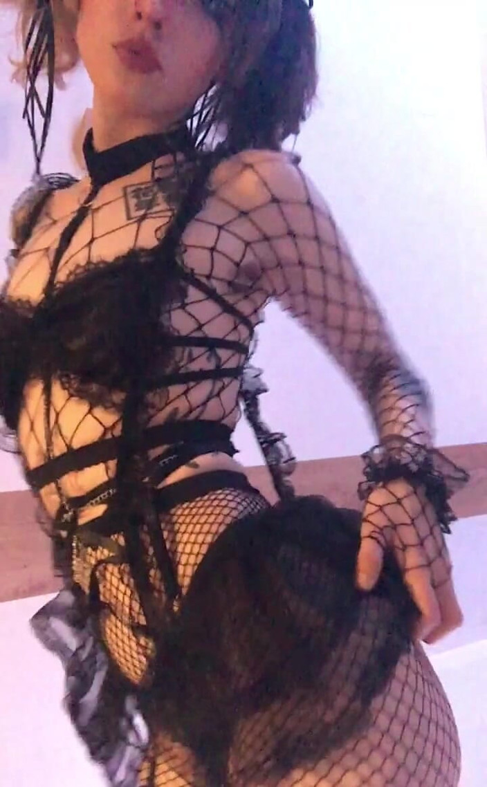 Soft Vulgar: Um pouco de estilo preto gótico
