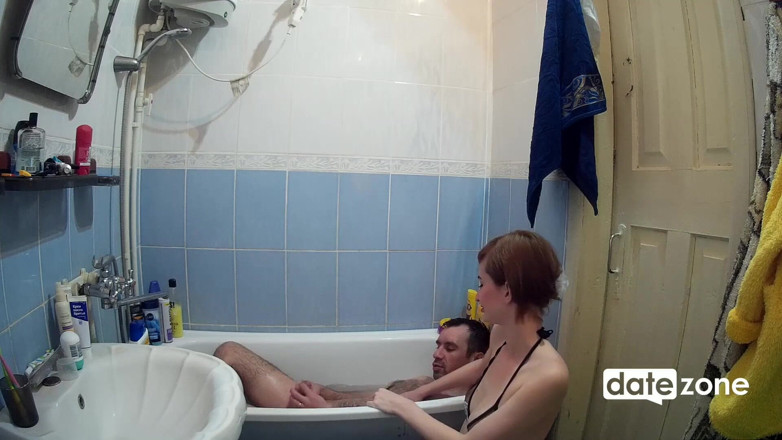 Datezone: Ne baise-moi pas, baise-moi, te fainéant moron !