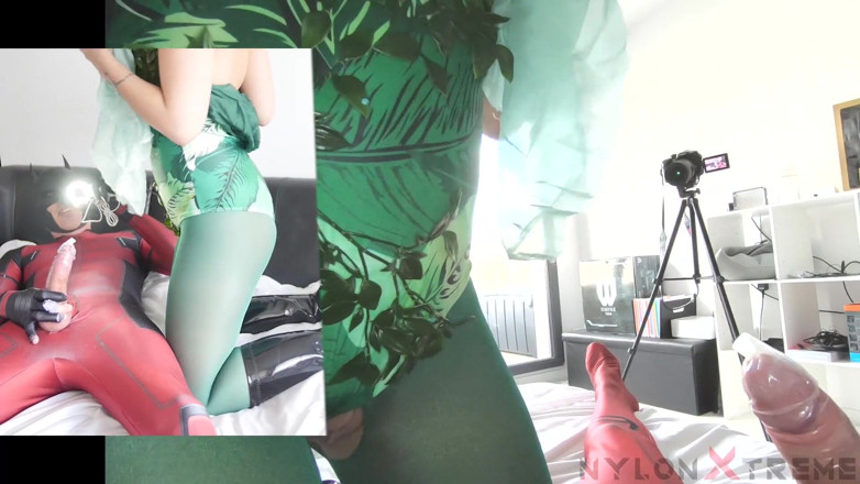 Nylon Xtreme: Anais latour - пойзон Іві з нейлоновими зеленими колготками відтрахана