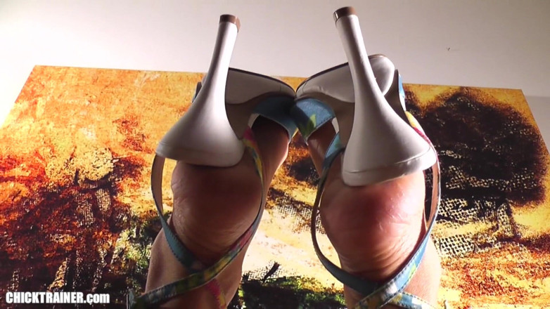 Britney Swallows - Cumtrainer: La formosa milf britney viene scopata, sditalinata e si fa...