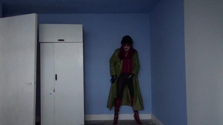 Leather Kirsten: Зелене шкіряне пальто