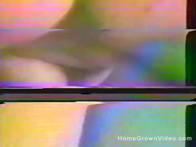 Homegrown Wives: Vintage domácí pár video na videu