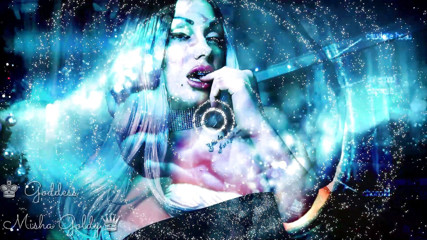 Goddess Misha Goldy: Hipmeryzująca ASMR! Wczołgam się do twojego mózgu i osiądę tam...