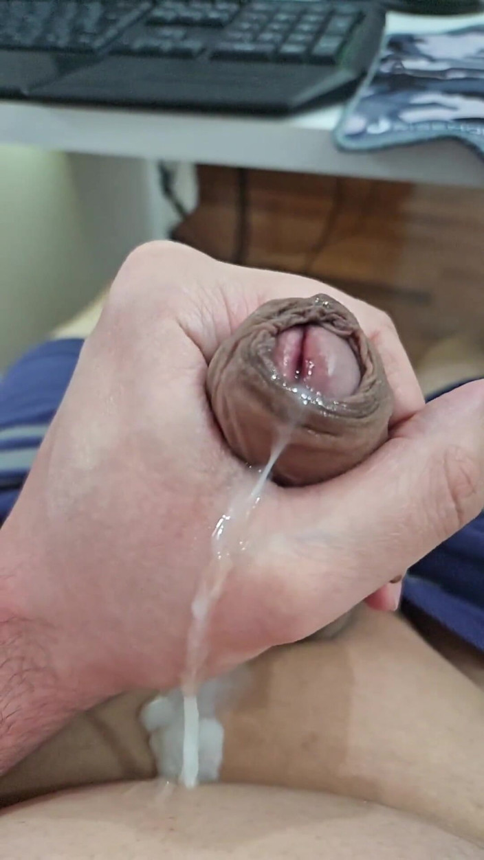 Lkdick8: Dis-moi que j'ai une grosse bite