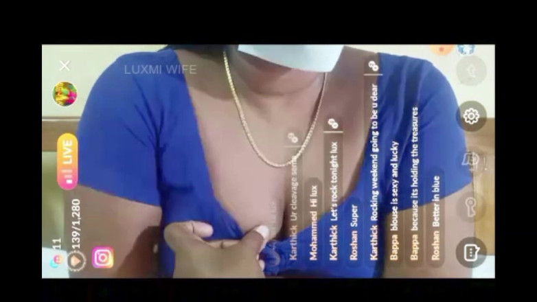 Luxmi Wife: blauj strip laiv kaimsho poorn nagn