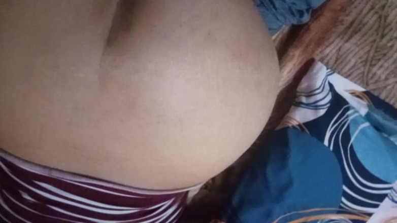Moo DBOXXX: Schwiegermutter mit dickem arsch, sie will jeden tag sex mit...