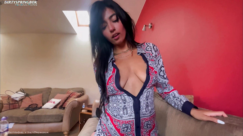 Aaliyah Yasin: Aaliyah Yasin Takes a White Guy Home and Lets Him...
