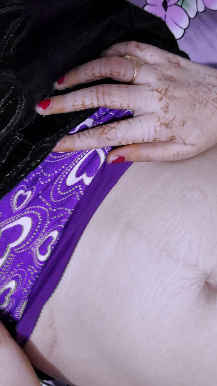 Roobi sharma: Une villageoise desi se fait baiser, vidéo maison 78