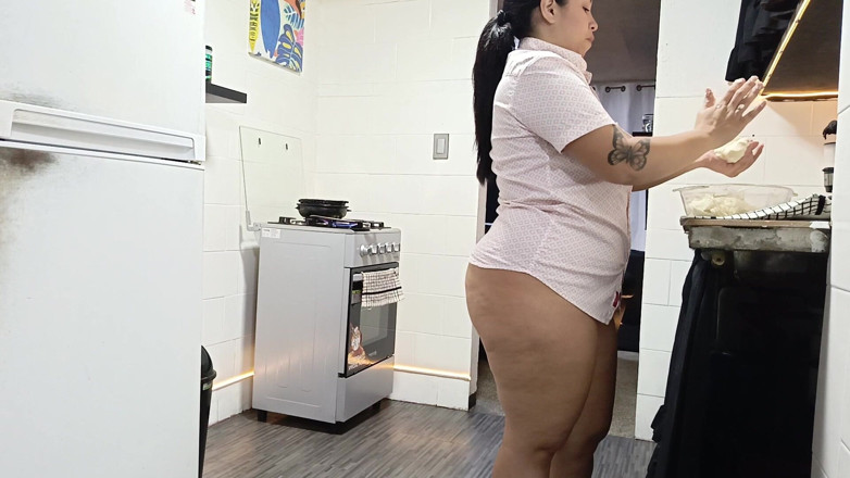 SugarPose: Stephanie mostra seus peitos e bunda