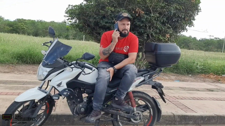 markus: Mon ami me baise la chatte pour se venger de...