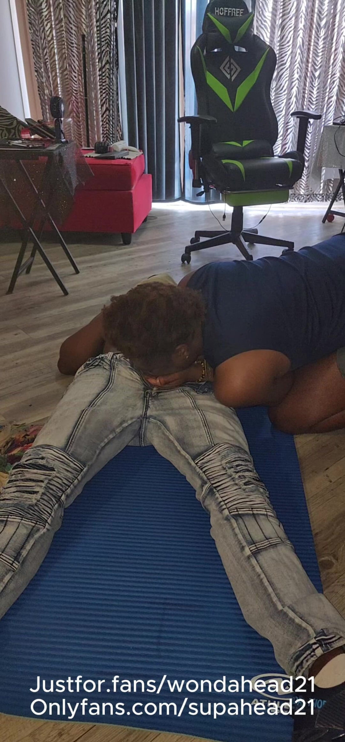 Wondahead21: Fitness Oral în gât mesaj cu final fericit!!️