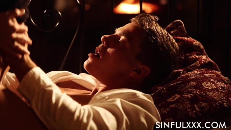 Sinfulxxx: Romantický sex na ohni od SinfulXXX