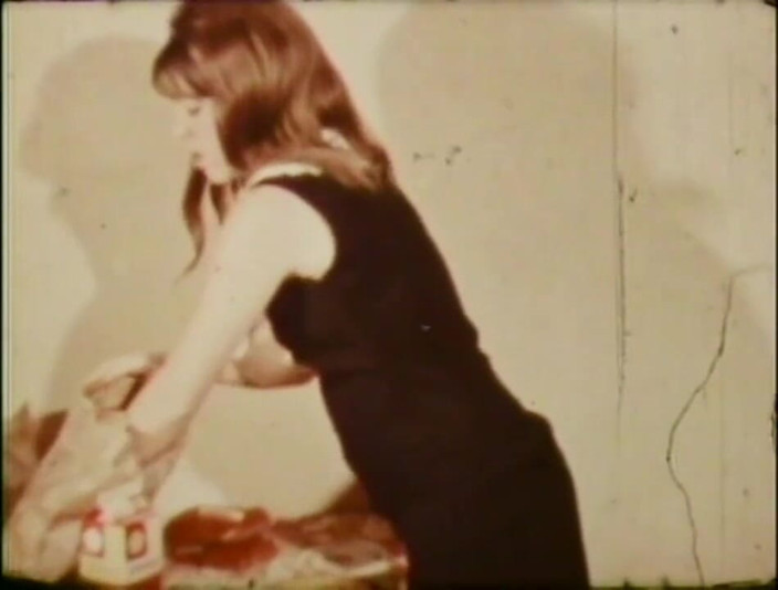 Vintage Usa: Sweet young vintage girl take a big cock