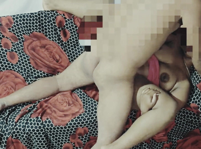 Uttar dinajpur: Indiancă bhabhi sexy sex hindi audio